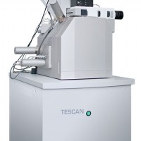 TESCAN RISE電鏡拉曼一體化顯微鏡