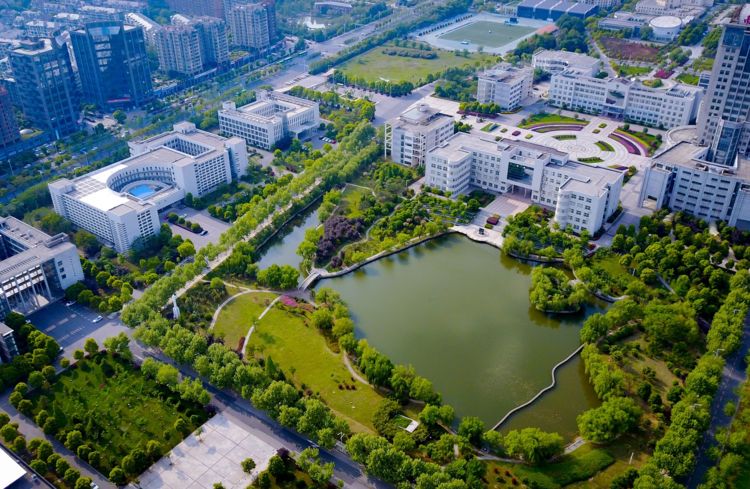 南京航空航天大學預(yù)算98萬元 招標采購電池等溫量熱儀